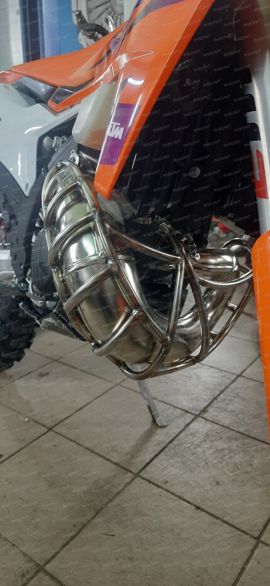 Защита резонатора KTM TBI 300/Husqvarna TBI/Gas Gas TBI 2T 2024-2025 (клетка)